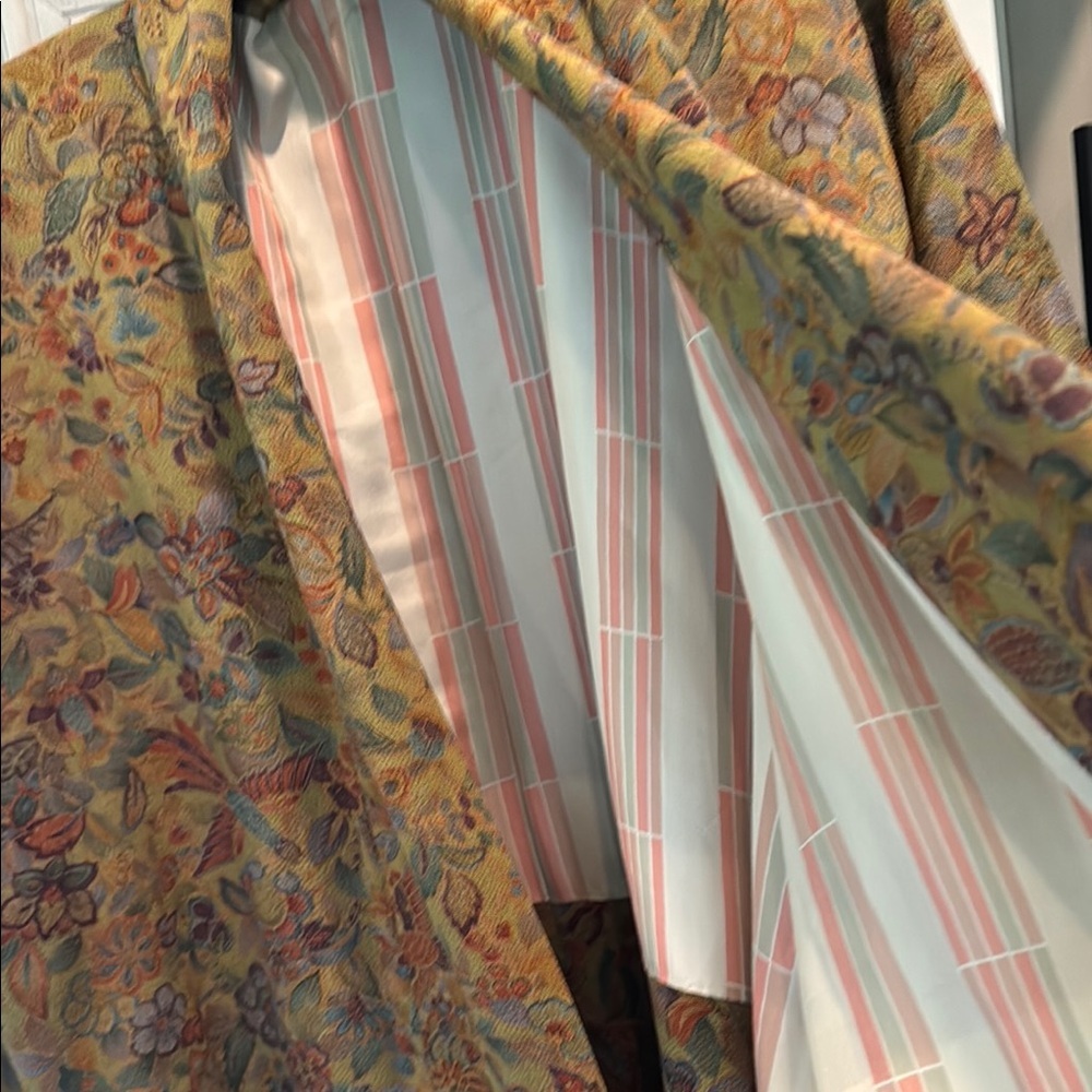 Handmade authentic Floral Kimono Jacket - Picture 7 of 7